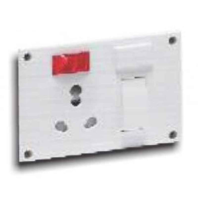 GreatWhite 5 In 1 4 Hole Socket With Switch 10604-WH