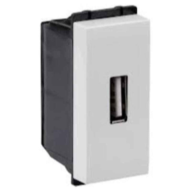 Crabtree Murano 2.1A 1 Module White Single Port USB Socket, ACUKGXW002 (Pack of 10)